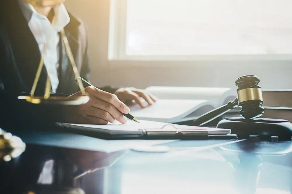 meilleur avocat en droit pénal près de Viry-Châtillon